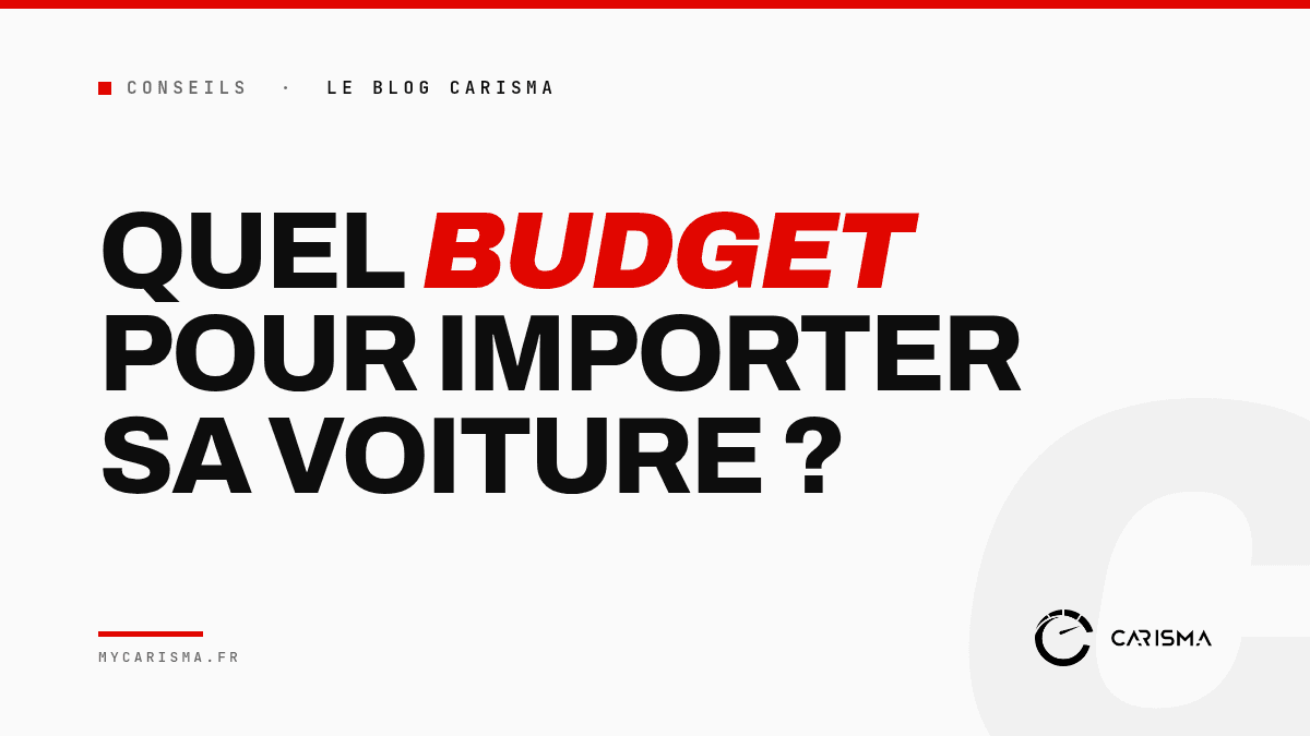 Calculatrice, clés de voiture et billets pour estimer le budget d'un import auto
